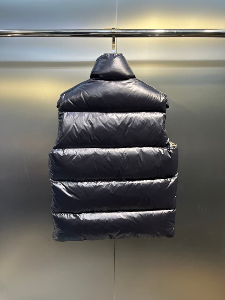 Moncler Lipsi Men's Down Vest – Early Autumn Collection in Black