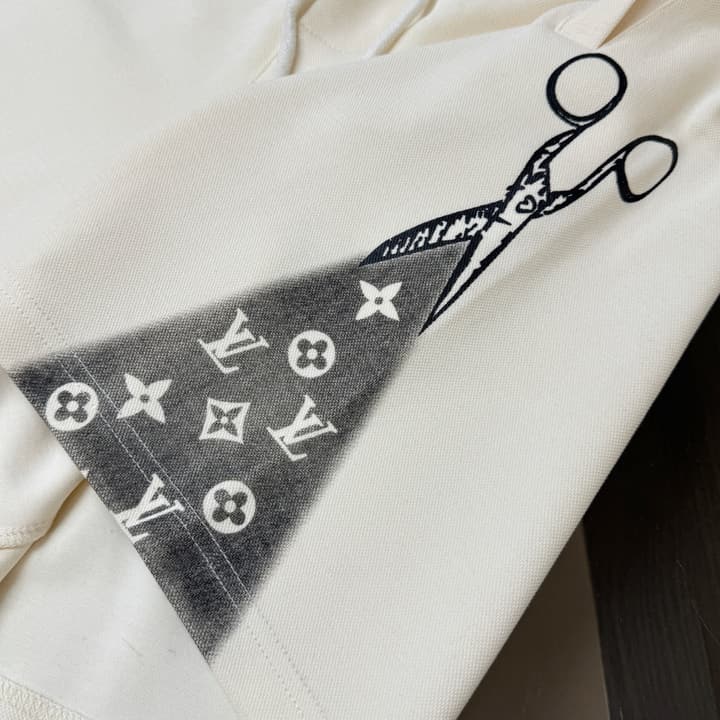 Louis Vuitton Casual Shorts – 2026 Collection in Beige