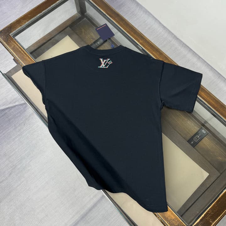 Louis Vuitton Embroidered Logo Oversized T-Shirt – Summer Collection – 26SS in Apricot Colorful LV Lovers