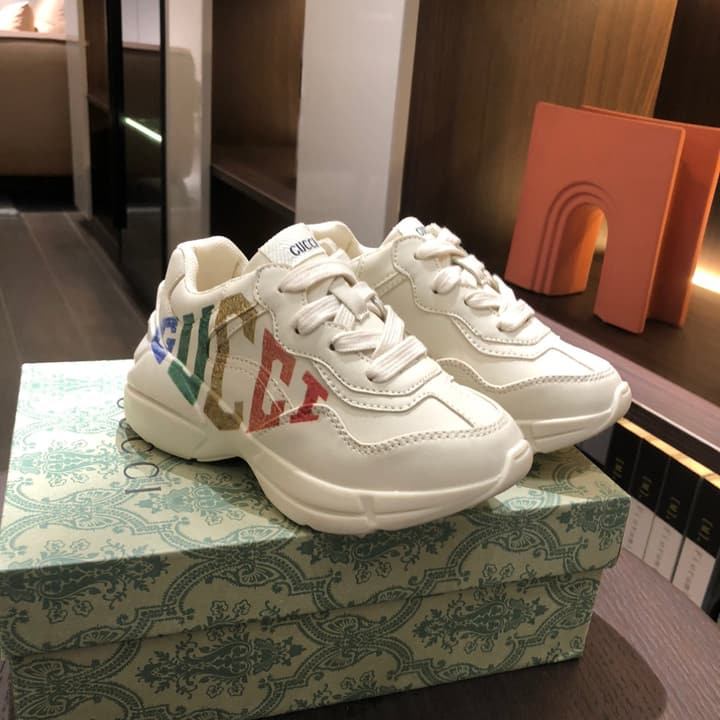 Gucci Children's Dad Sneakers – Kids Collection in Cream With Cartoon Graphic