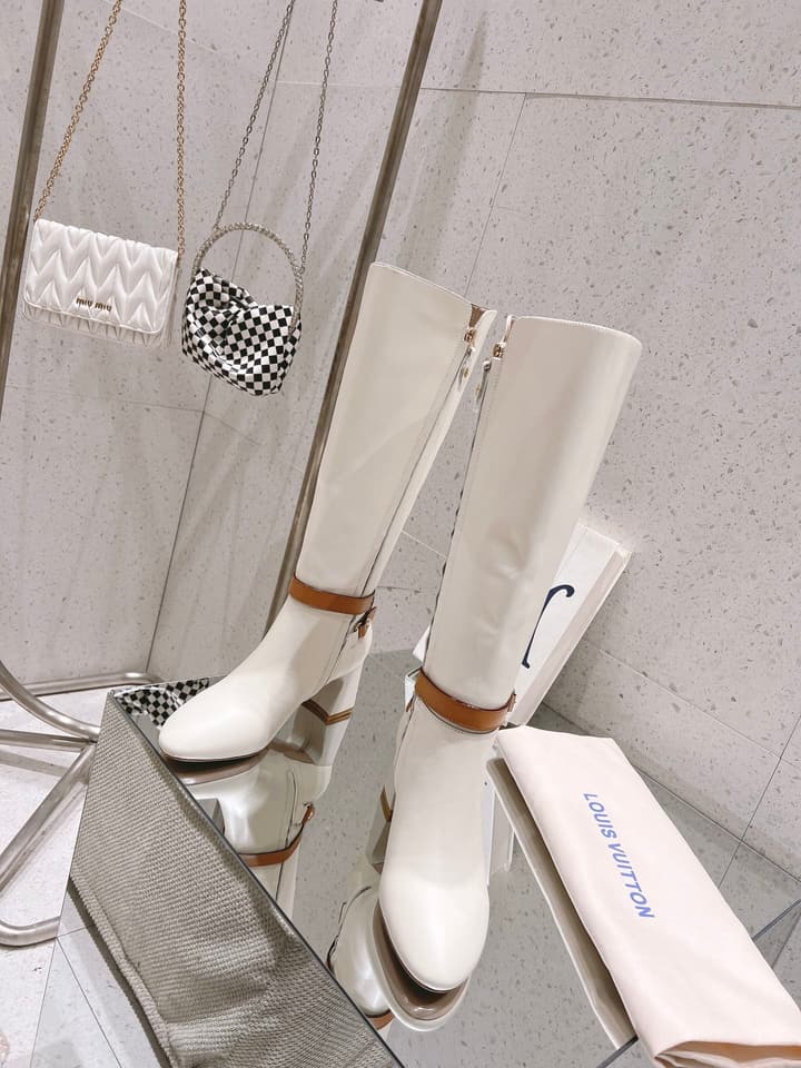 Louis Vuitton Parisienne Leather Knee-High Boots in Black Leather