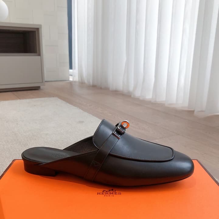 Hermes Eclair Sandals – 2025 New Collection in Black Leather