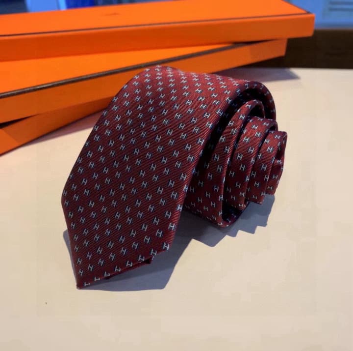 Hermès H-Letter Men's Silk Tie Series in Burgundy Microdot
