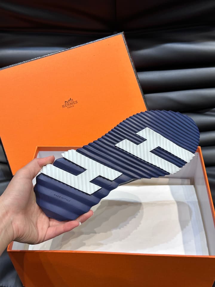 Hermès Bouncing Sneakers in Charcoal