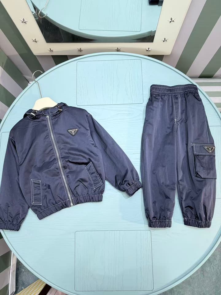Prada Kids Logo Windbreaker Tracksuit – 2025SS/FW – Kids Collection in Navy Blue Set With Contrast Stitching