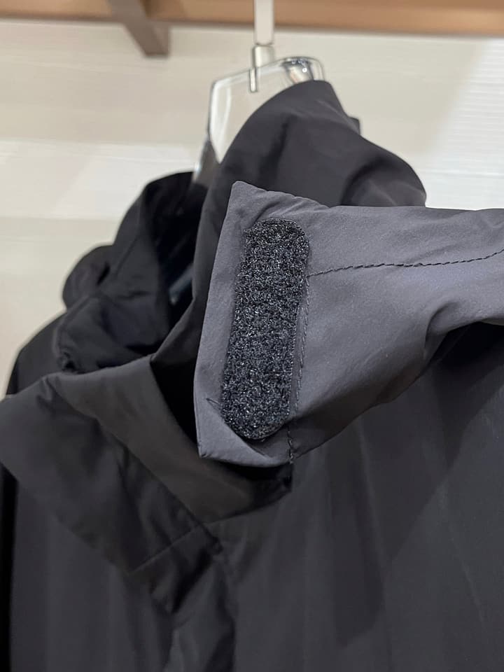 Prada Men's Detachable Hooded Re-Nylon Jacket – SS25 in Black Re-nylon Jacket