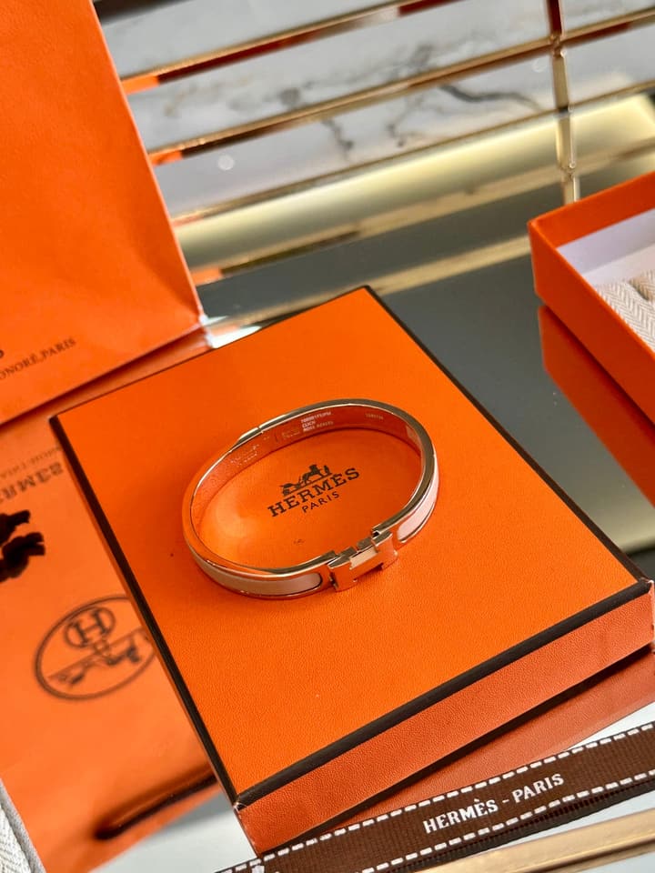 Hermès H-Letter Oval Series Bracelet in Light Blue Enamel