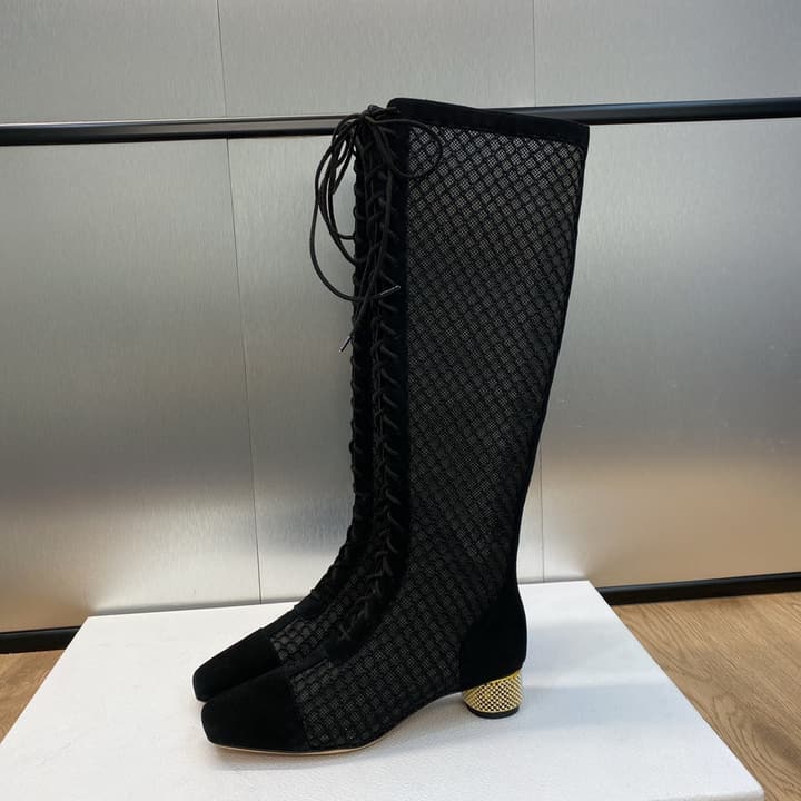 Dior Naughtily-D Metal Pearl Heel Knight Boots – 2023 Runway Haute Couture Collection in Black
