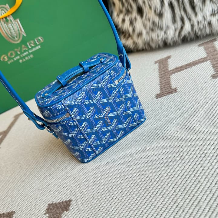 Goyard Muse Vanity Ultra Mini Cosmetic Bag in Blue