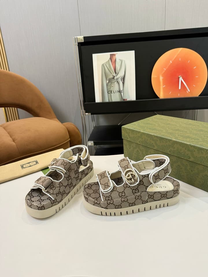 Gucci Velcro Platform Sandals – 2025 Collection in Beige Gg Monogram