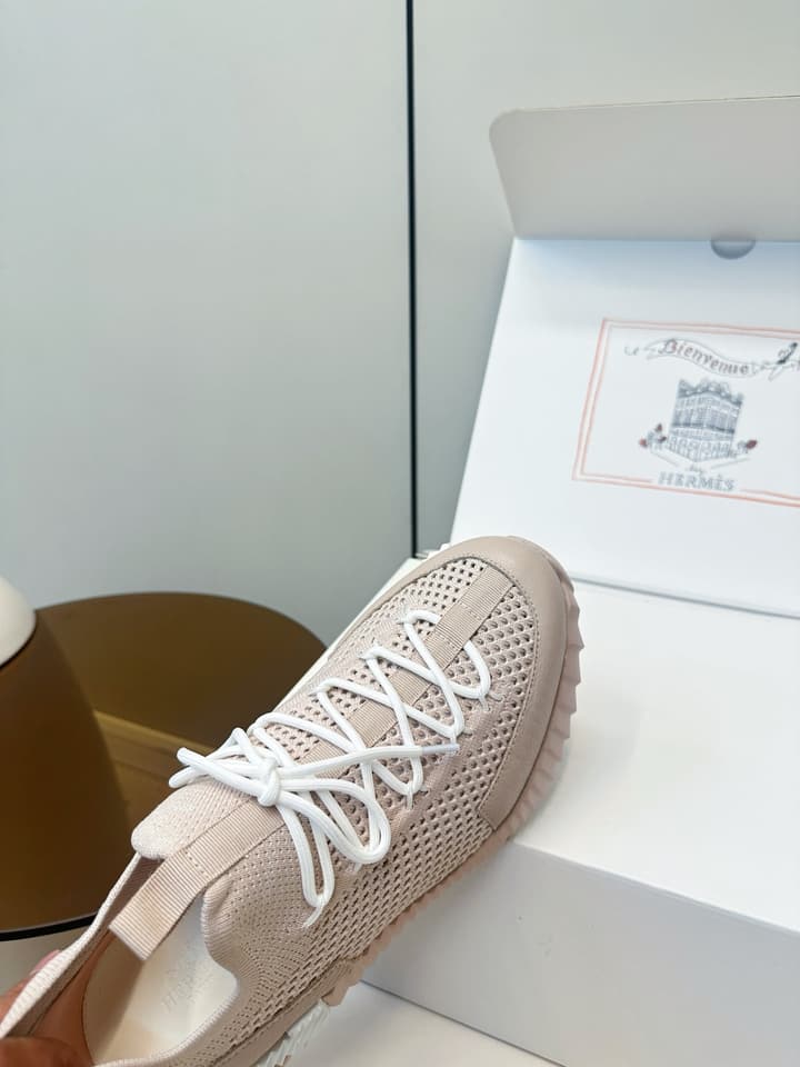 Hermes Classic Couple's Casual Sneakers in Light Beige