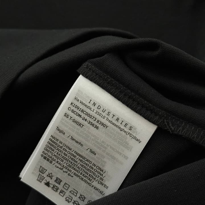 Moncler Small Logo Crewneck T-Shirt – 2026SS in Classic Black