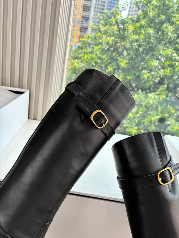 Celine Triomphe Leather Knight Boots – 2025 Autumn/Winter Collection in Black