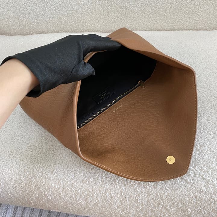 Saint Laurent Envelope Clutch Bag in Camel Brown