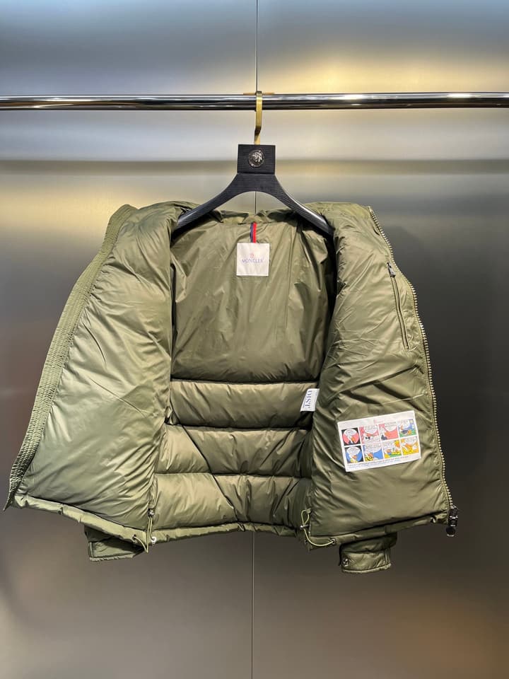 Moncler Maya Matte Down Jacket – Autumn/Winter Collection in Black