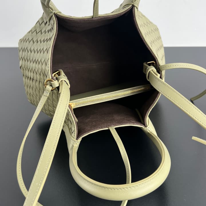 Bottega Veneta Pinacoteca Small Tote Handbag – 2025SS in Burgundy With Light Blue Lining A
