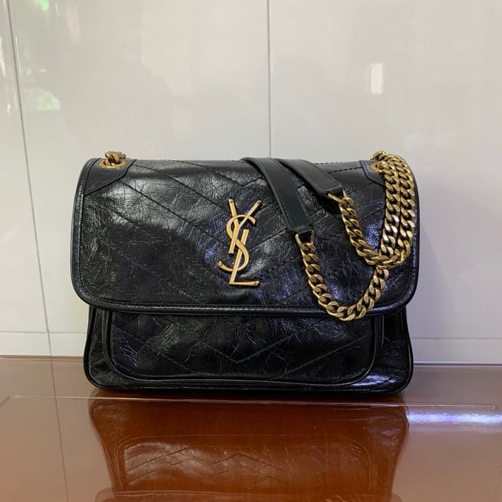 Saint Laurent Niki Medium Shoulder Bag