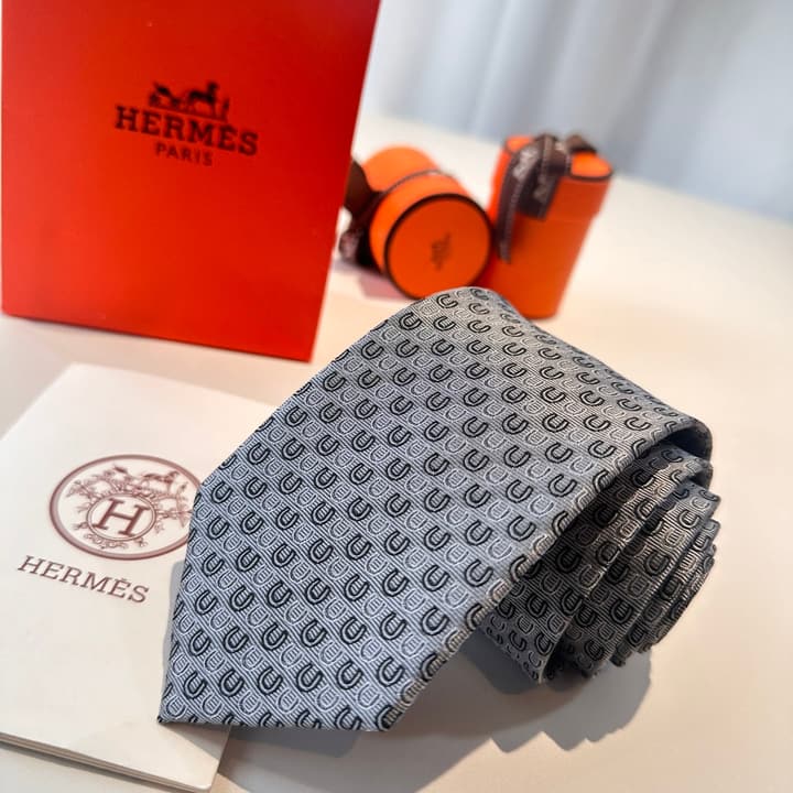Hermès Men's 'Good Luck' New Collection Tie in Brown