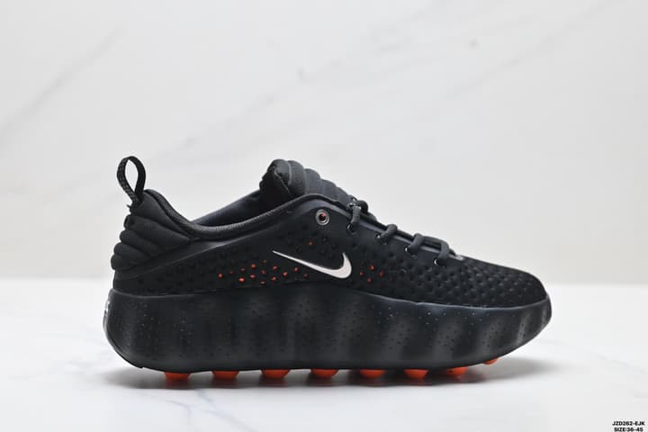 Nike Mind 002 Technology Training Shoes in Black