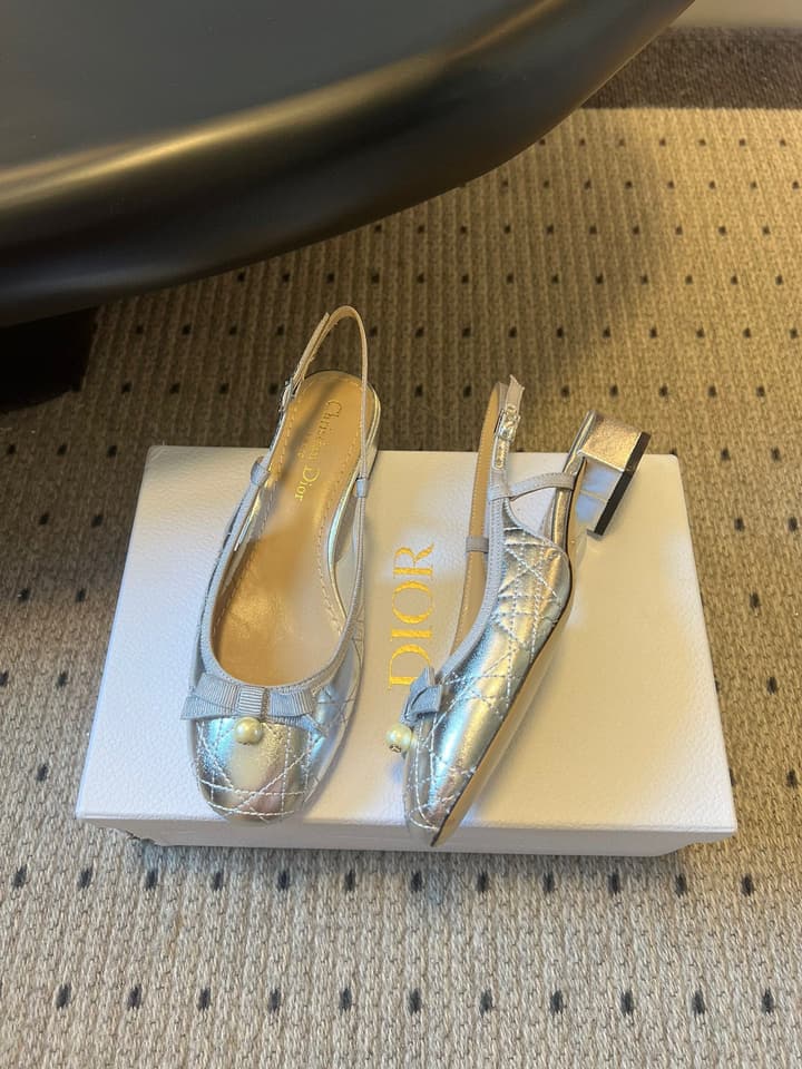 Dior ADIORABLE Pearl Bow Slingback Sandals – 2025 Collection in Cream Woven Pearl Bow