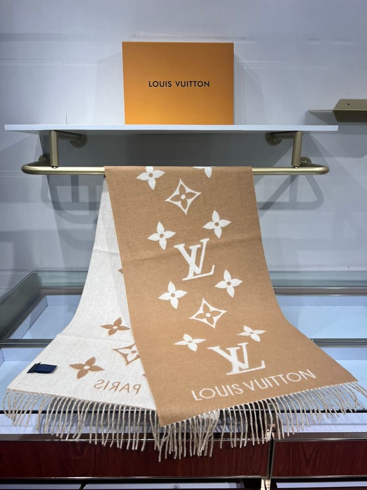 Louis Vuitton Reykjavik Cashmere Scarf