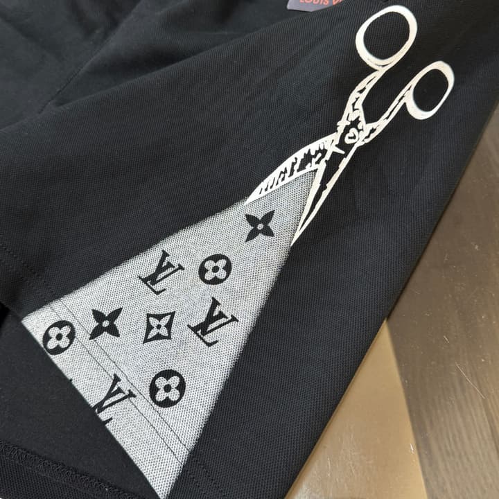 Louis Vuitton Casual Shorts – 2026 Collection in Beige
