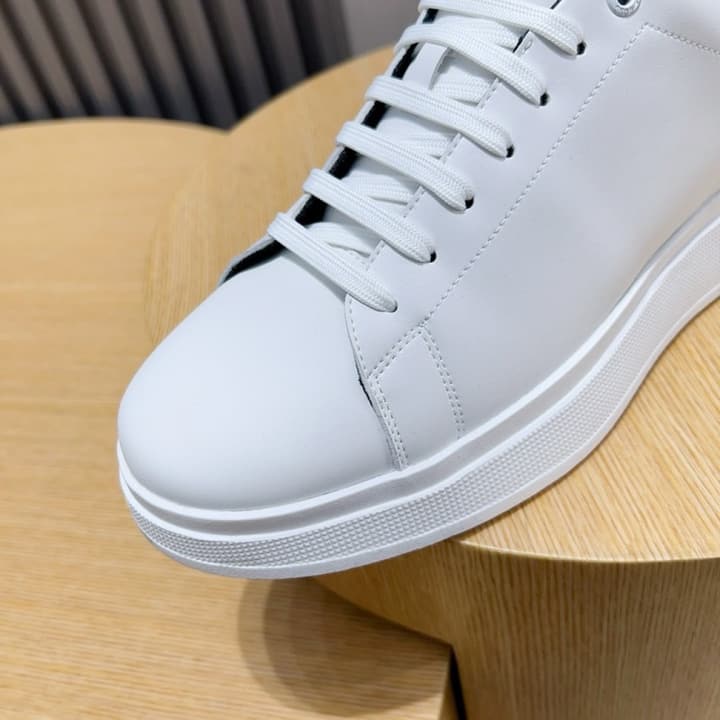 Boss Classic Driving Shoes in Black With Polished Toe