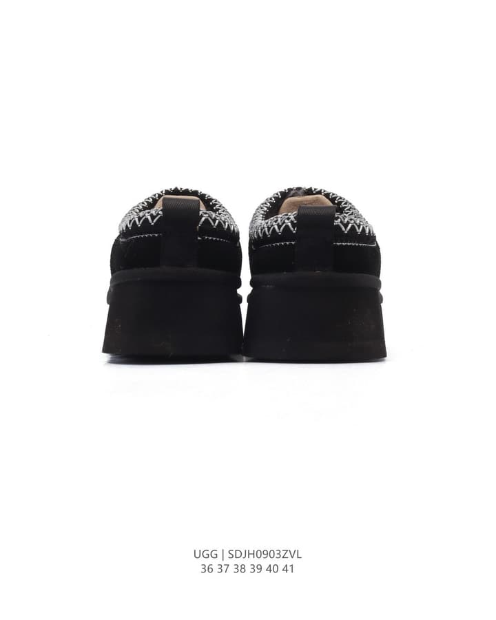 UGG Tire-Sole Snow Slippers in Black
