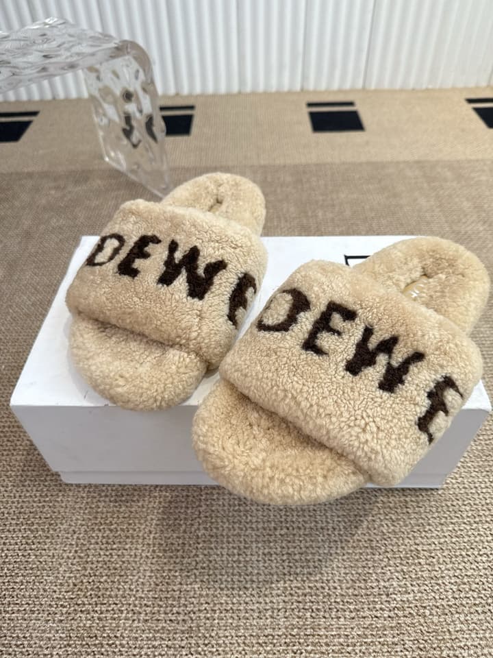 Loewe Classic Autumn/Winter Wool Slippers in Black With White Text