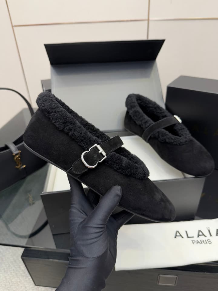 Alaïa Wool-Lined Mary Jane Ballerina Flats – 25SS/FW Collection in Black Suede