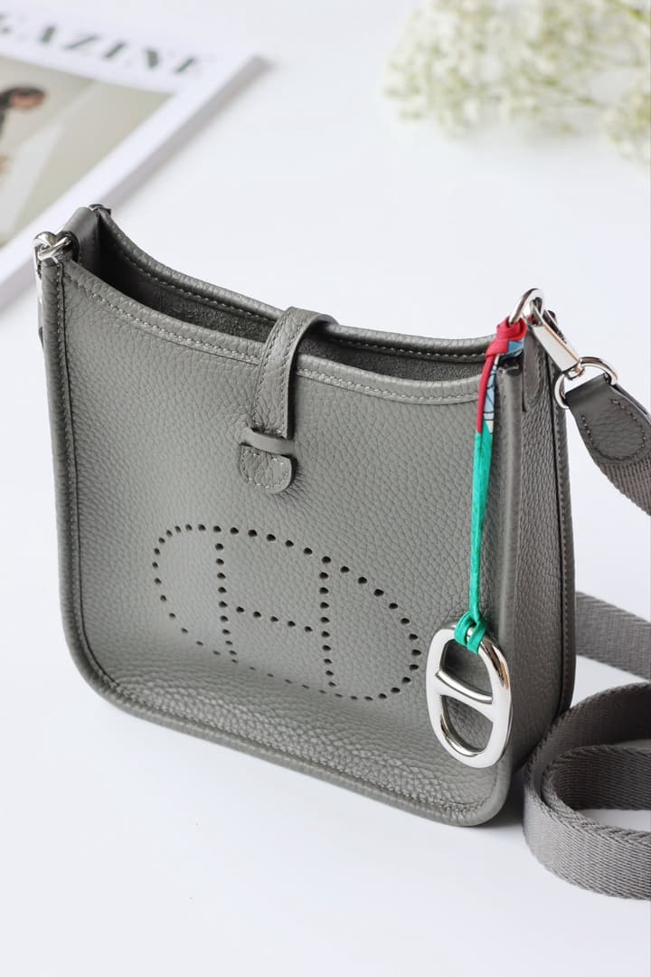 Hermès Evelyne Crossbody Bag