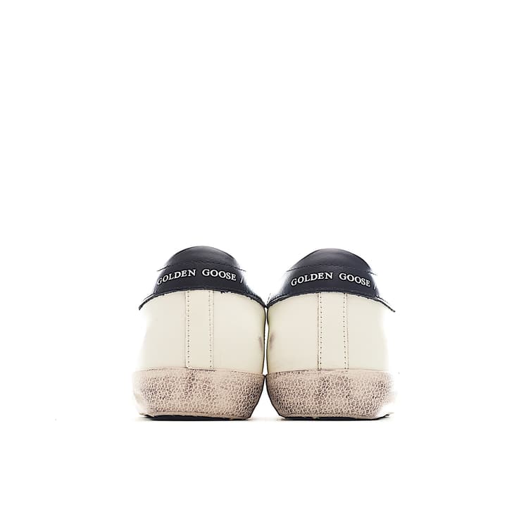 Golden Goose Super Star Sneakers – 2023 Collection in Bright Metallic Outline Star