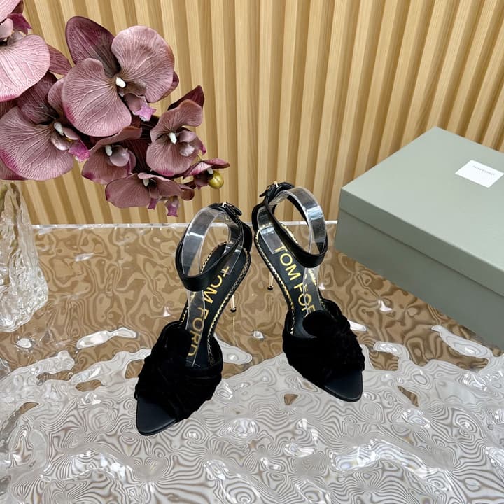 TOM FORD Padlock Knot-Back Heeled Sandals in Beige