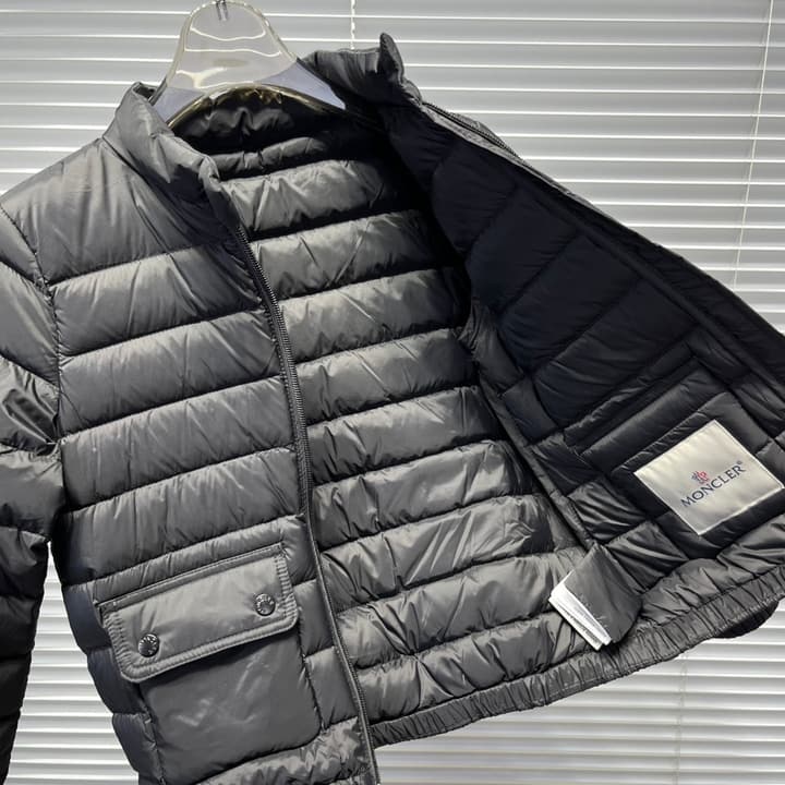 Moncler Kids Short Stand Collar Puffer Jacket – 25FW in Classic Black