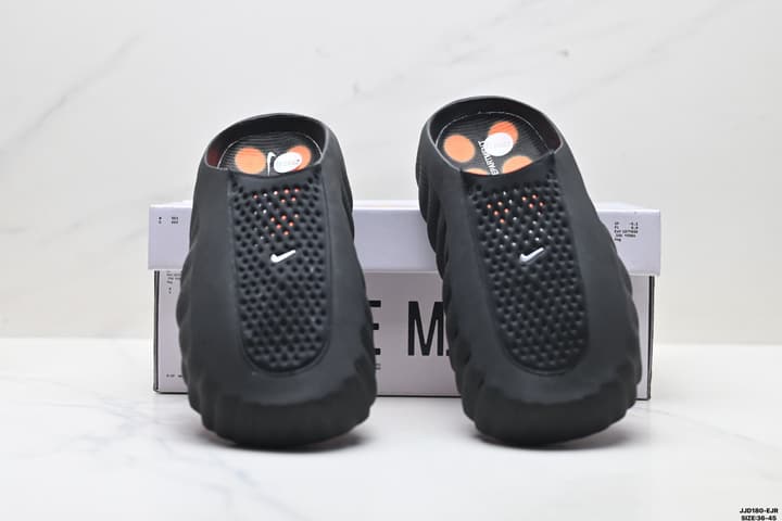 Nike Mind 001 Recovery Slide in Black And Orange
