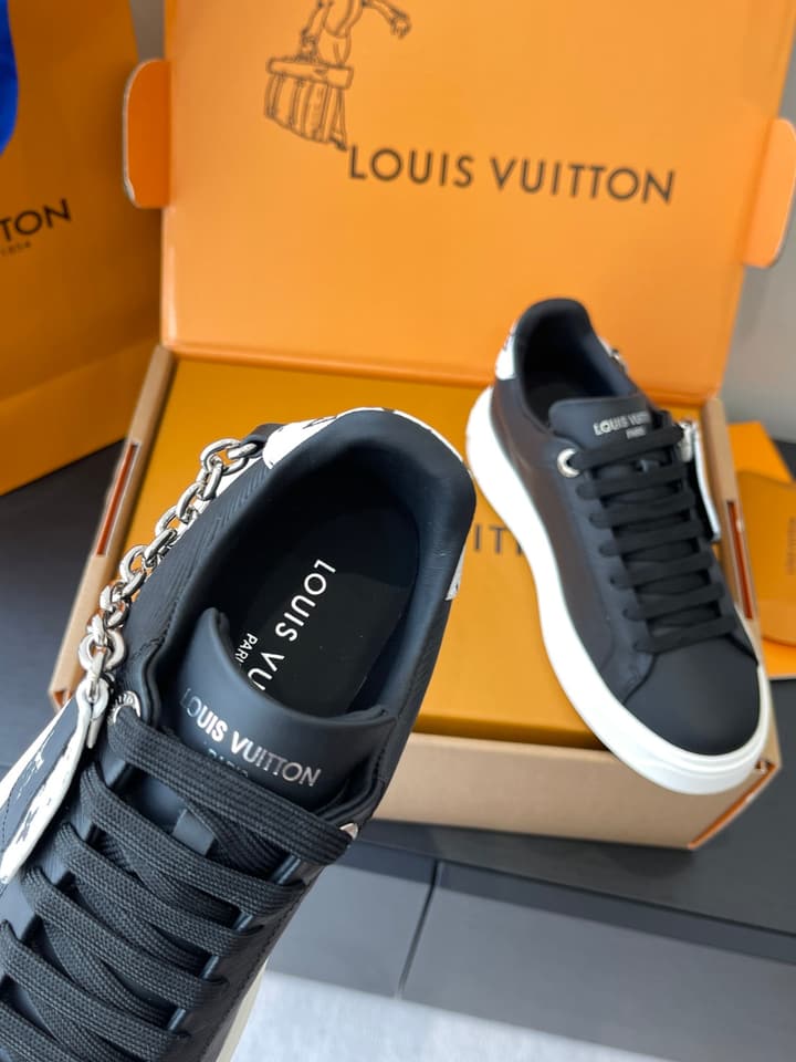 Louis Vuitton Monogram Chain Sneakers – 25SS in Gold