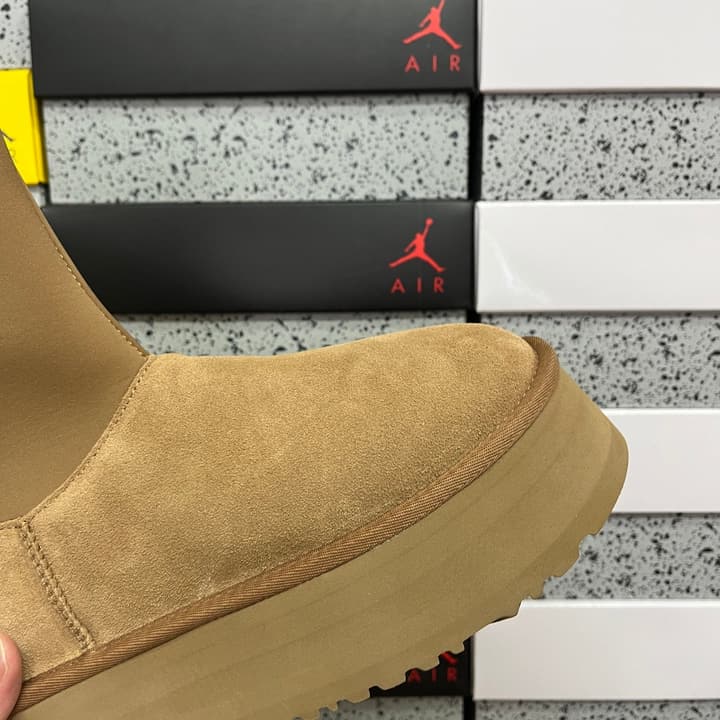 UGG Platform Low-Cut Snow Boots in Black Suede Slip-on