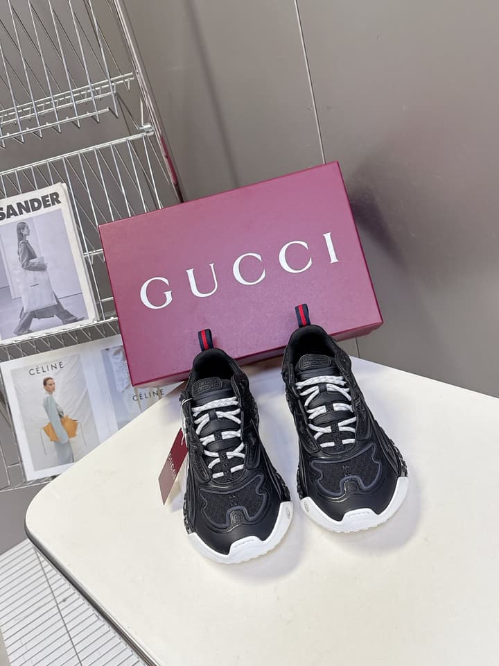 Gucci Cub3d Series Sneakers in Black
