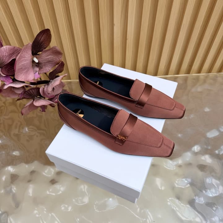Saint Laurent Silk Chain Mules – Spring/Summer Collection – 26S in Beige