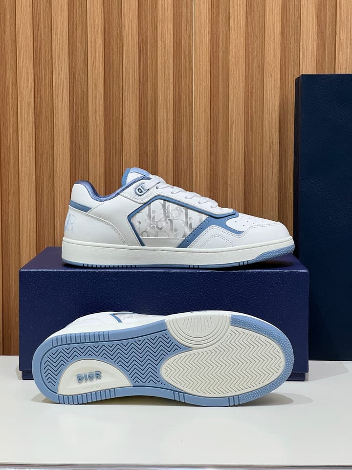 Dior B27 Couple's Sneakers – 2025 Collection in All Black With White Sole
