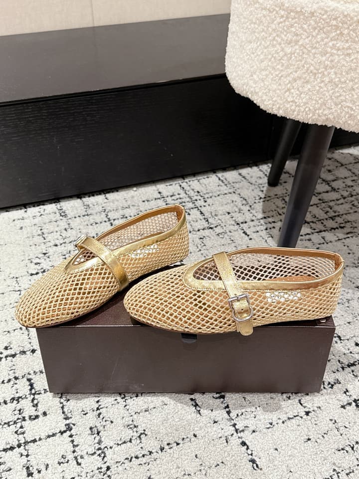 Alaïa Flat Mesh Ballet Flats – 25SS in Golden Beige Mesh