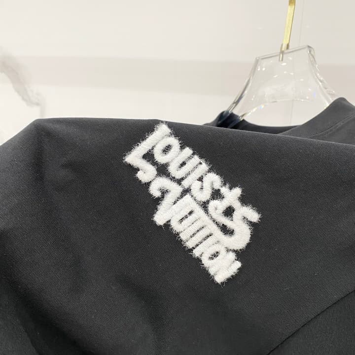 Louis Vuitton 1864 Fringe Logo Cotton T-Shirt in Black