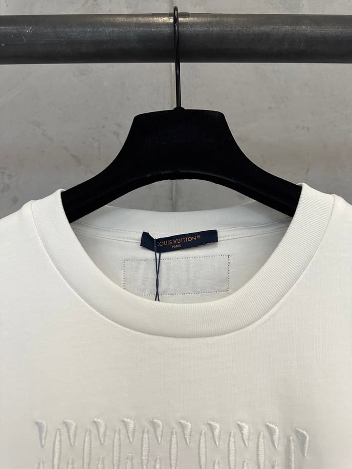 Louis Vuitton Embroidered Beaded Cotton T-Shirt – 25SS in Black