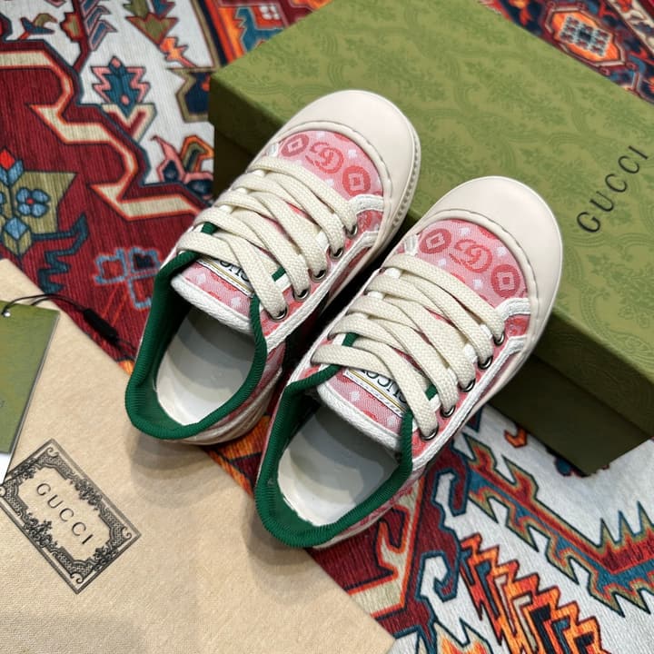 Gucci Kids Footwear – Kids Collection in Beige Plaid Slip-on