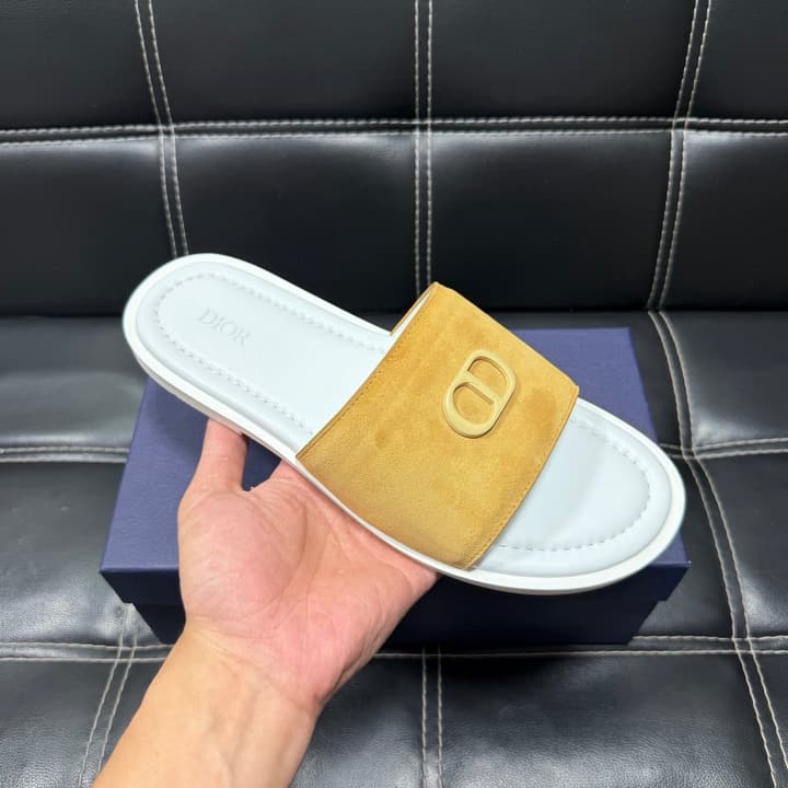 Dior Men's Pebbled Leather and Suede Slides – Spring/Summer Collection 2025 in Black Pebbled Leather Cross Strap