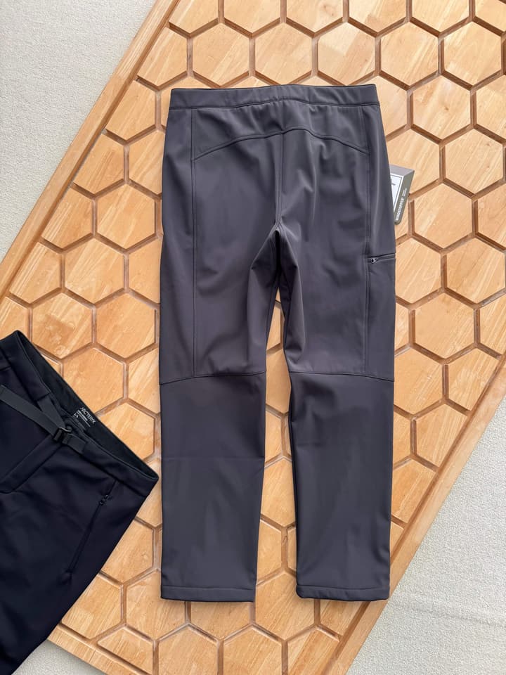 Arc'teryx Gamma Pant Windproof Fleece Softshell Trousers in Classic Black