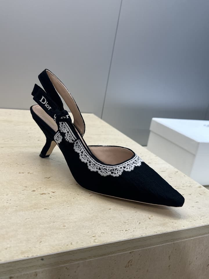 Dior J'Adior Dentelle Slingback Heels – 2026 Early Spring Haute Couture Collection in Beige