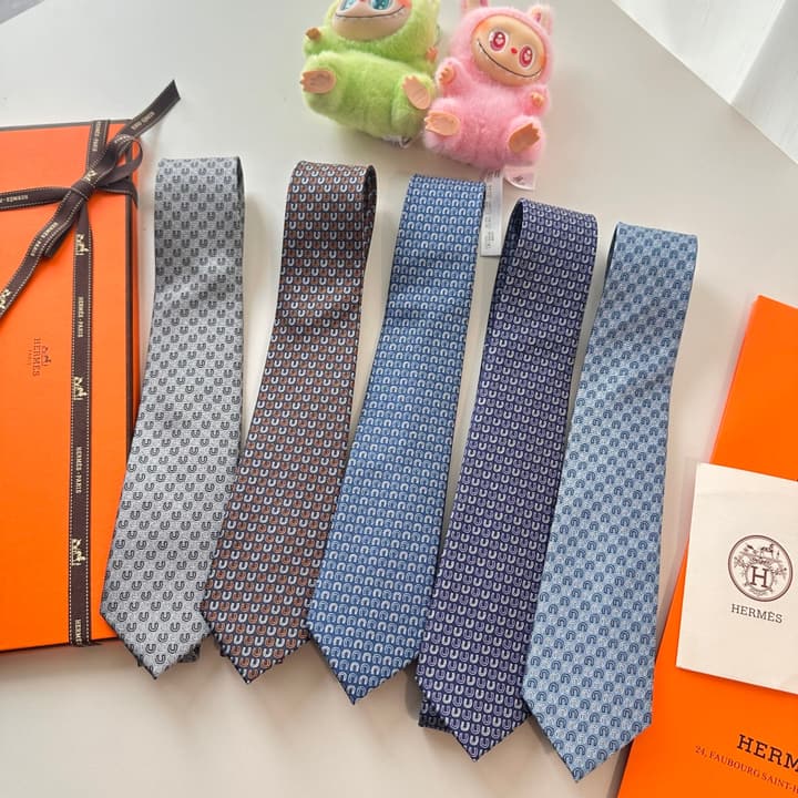 Hermès Men's 'Good Luck' New Collection Tie in Brown