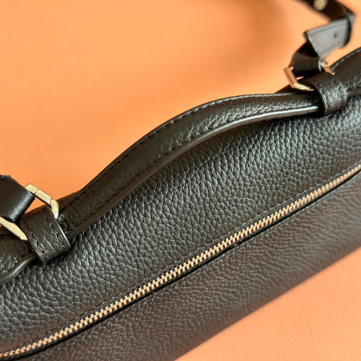 Loro Piana Extra Pocket L19 Handbag in Caramel Leather
