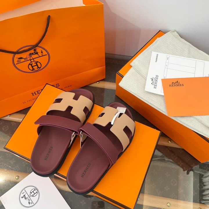 Hermès Chypre Suede Sandals in Burgundy And Beige